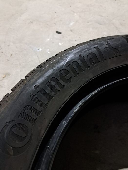 2 anvelope iarnă 235 55 r18 Continental