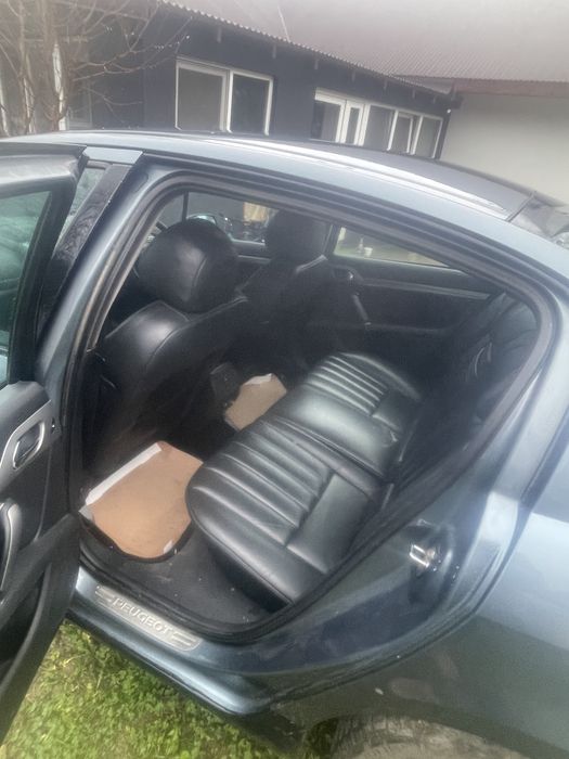 Vand Peugeot in perfecta stare de functionare!