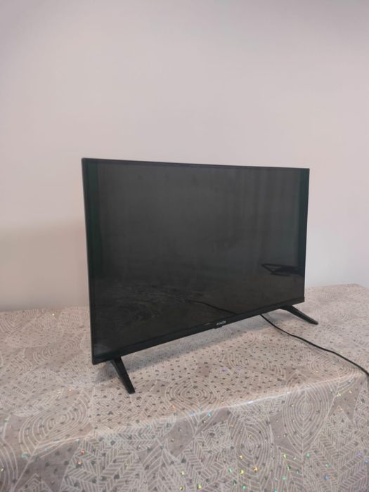 Продам шкаф,телевизор