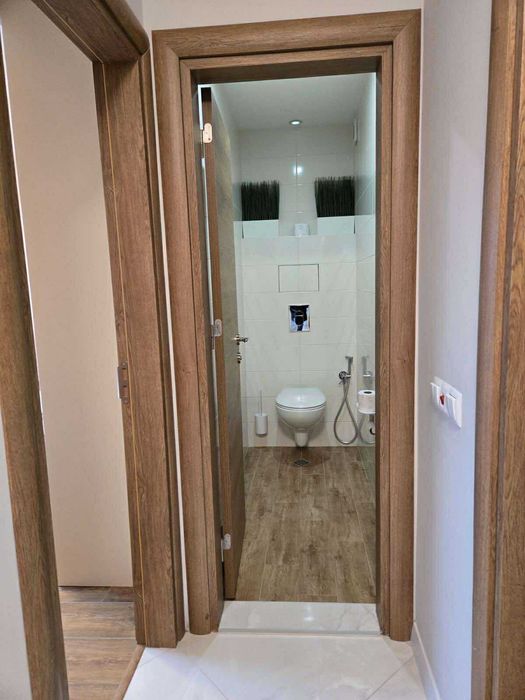 Дава се под наем Тристаен апартамент в София, Зона Б-18 - 100 кв.м за 900 € - Снимка #11