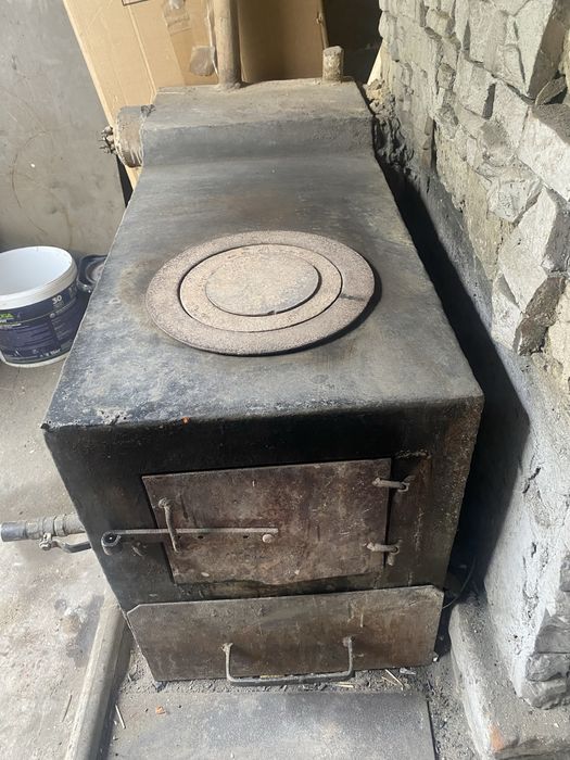 Продам печку на 100 кв