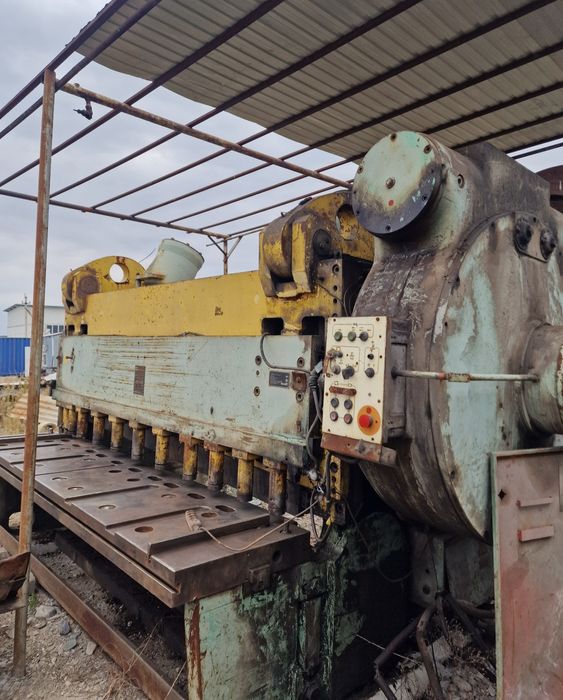 Продам гильотину НА3225 до 32мм/3150мм.