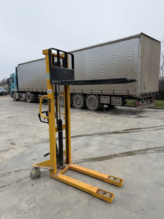 Хидравлична палетна количка