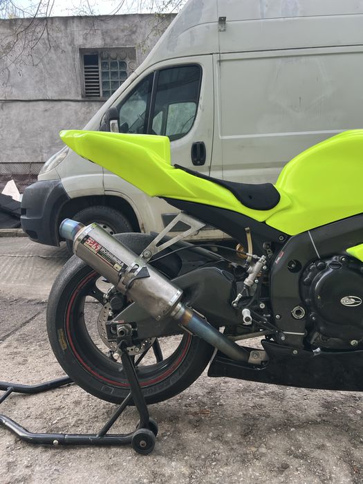 Suzuki GSX-R 600 K8 –  Ohlins, Yoshimura, pregătit pentru circuit/pista