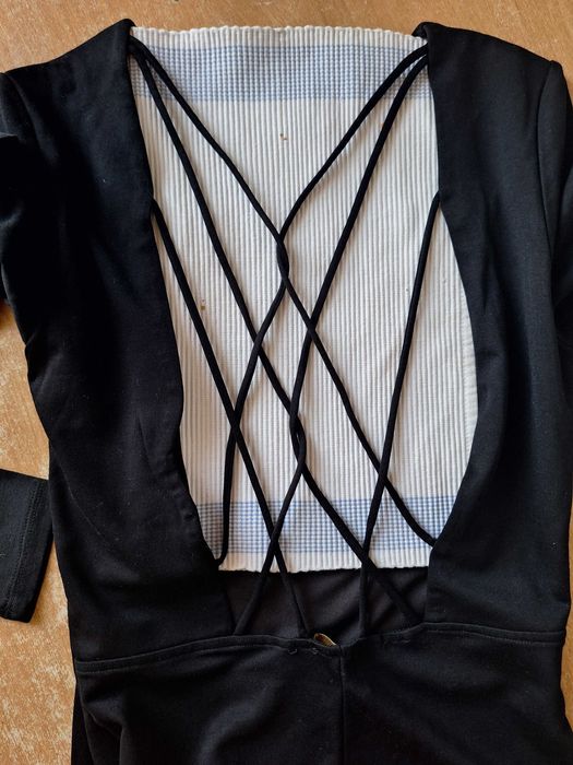 Body negru H&M nou