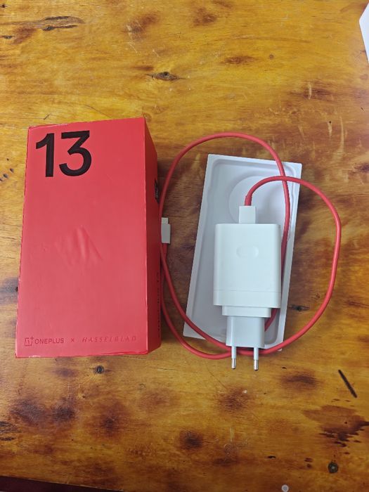 Продам OnePlus 13 256гб