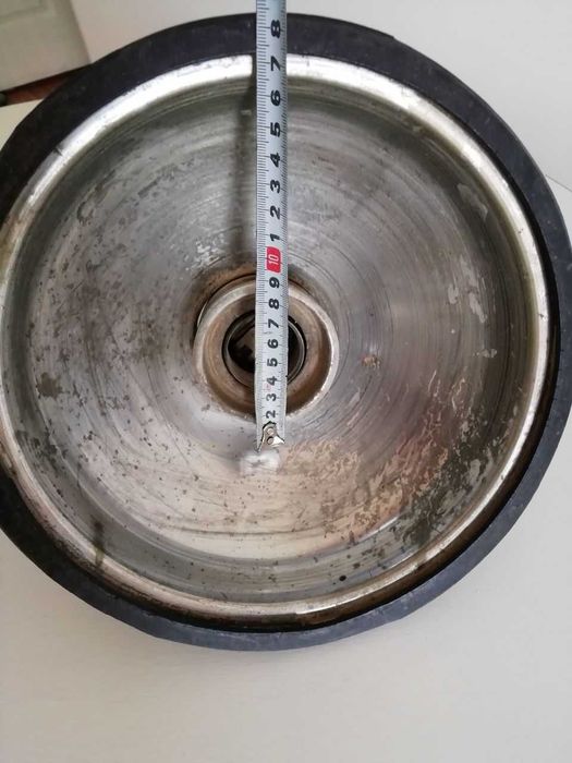 Топор  советский , ключи рожковые, кочерга, прожектор для фонаря