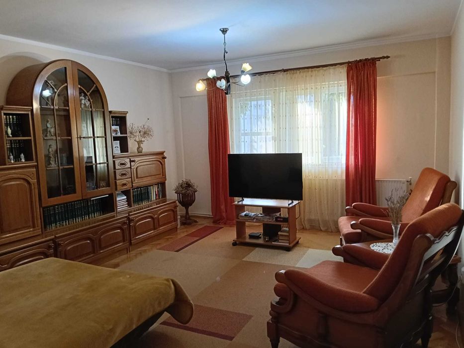 Proprietar, vand apartament cu 2 camere