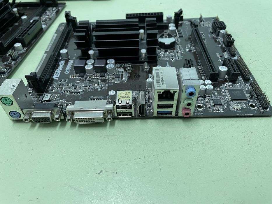 Материнская плата DDR3