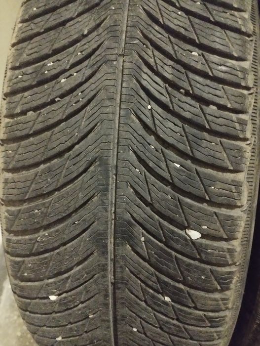 Продавам гуми Мишелин 215/55/18