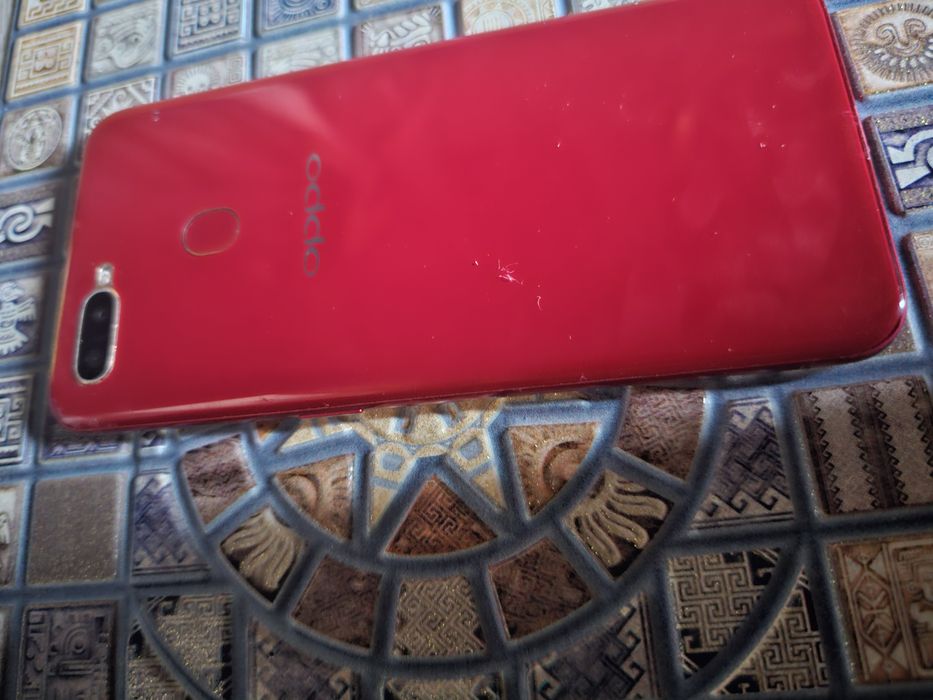 Oppo A5s 3/32 — практичный смартфон