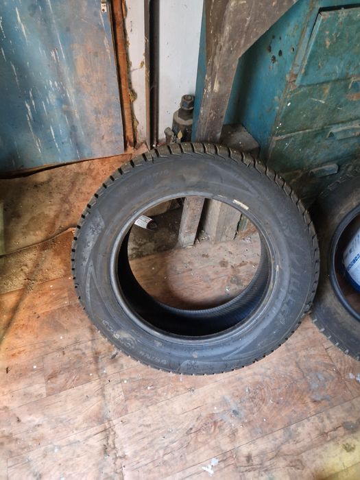 продам шины 205/60/16