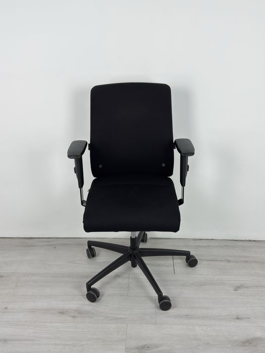 Ергономичен офис стол INTERSTUHL внос от германия