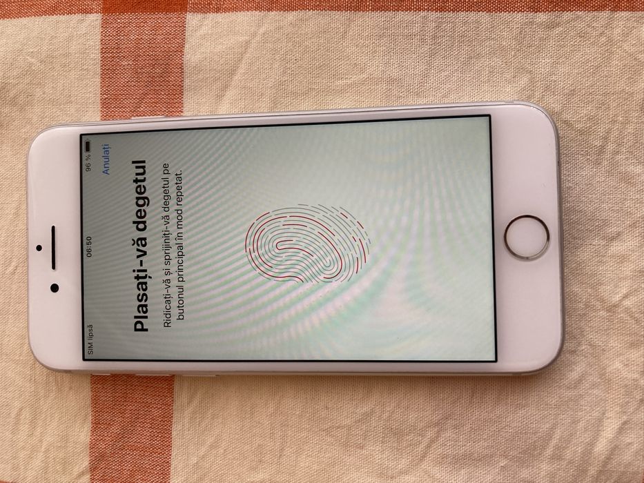 Iphon 8 baterie 92 . Iph.0ne 8 alb