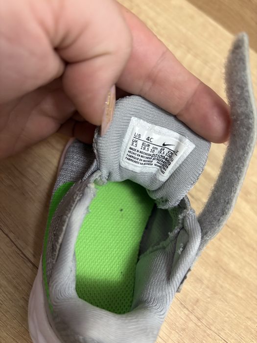 Nike Revolution 6