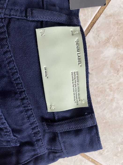 pantaloni off white
