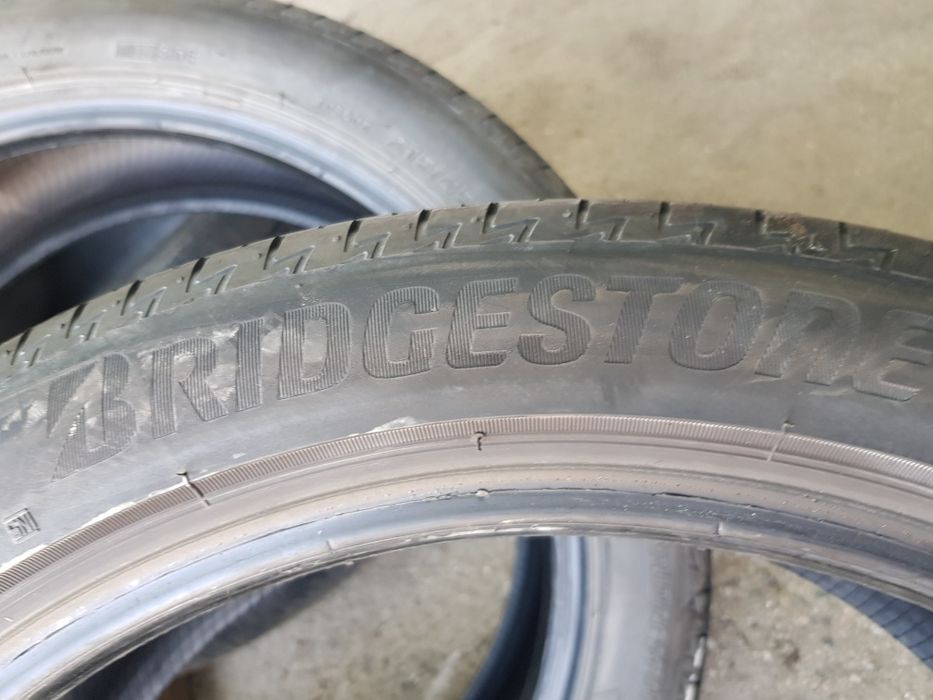 215/45/18 brigestone
