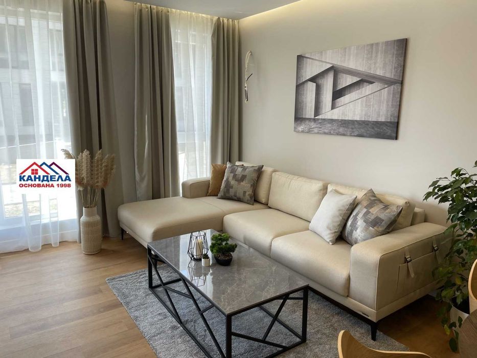 Продава се Двустаен апартамент в Пловдив, Остромила - 70 кв.м за 1856 €/кв.м - Снимка #1