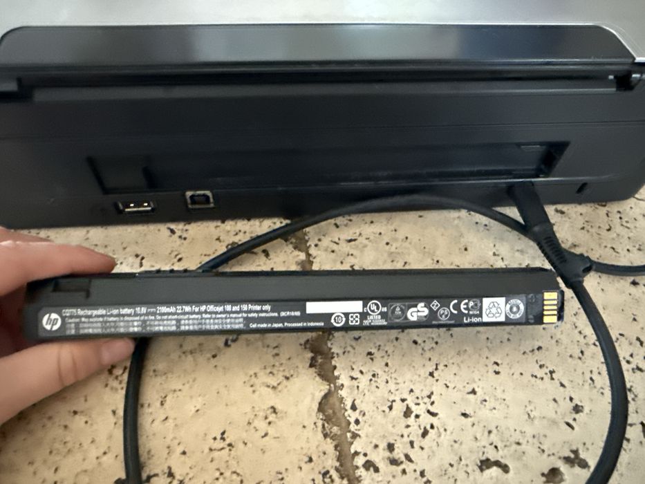 Imprimantă mobila Hp officejet 100 mobile printer