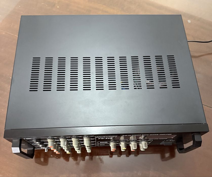 Sistem boxe + amplificator Vlliodor