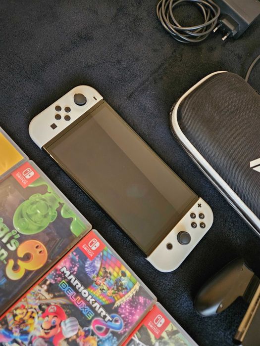 De vanzare Nintendo Switch Oled
