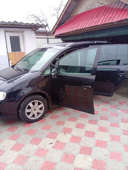VOLKSWAGEN Touran 2004 — imagine 2
