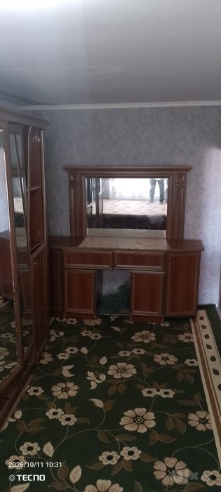 Квартира сотилади 2 хонали мебилари бн 23000$ озгина ками бор заканал