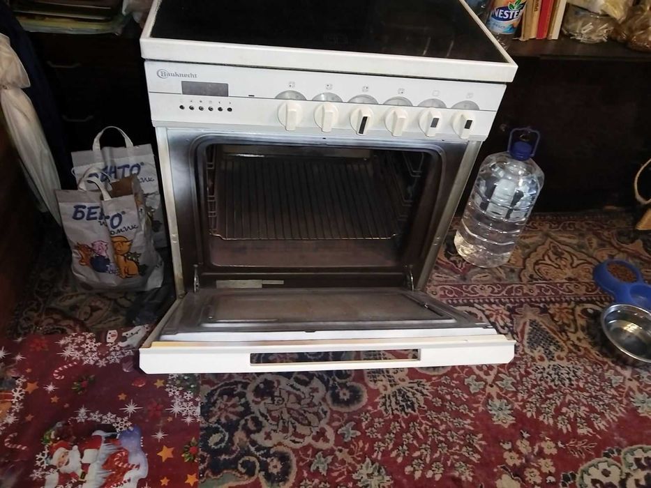 Готварска печка Bahknecht с керамичен плот и вентилатор