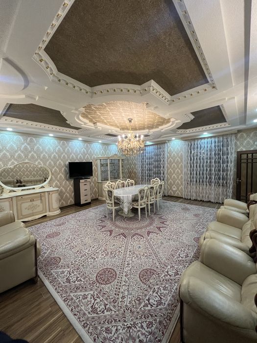 Продается квартира 5 комнатная дуплекс в центре города