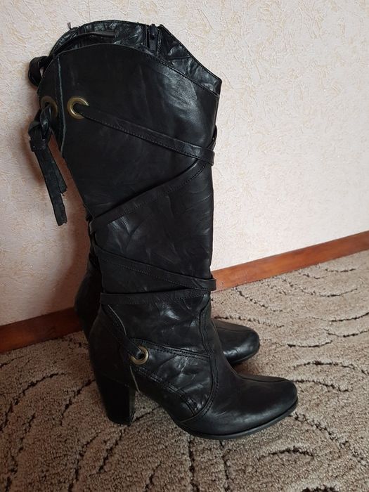 Дамски топли ботуши