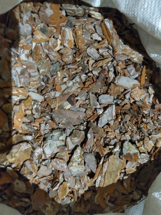 Боров мулч - дребен и едър, за декорация , Трици и талаж.