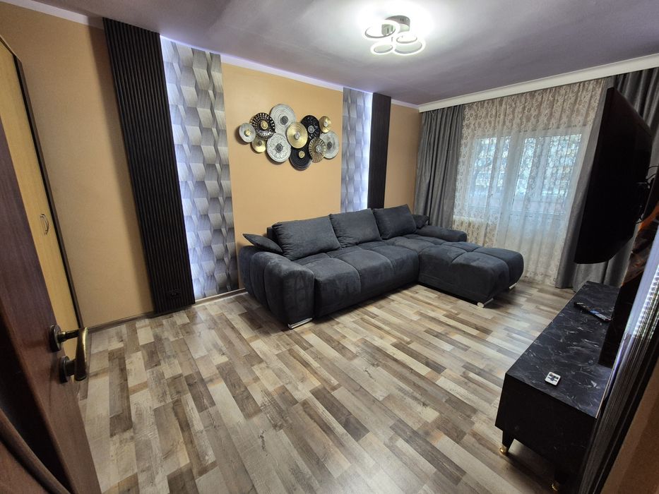 Apartament de închiriat