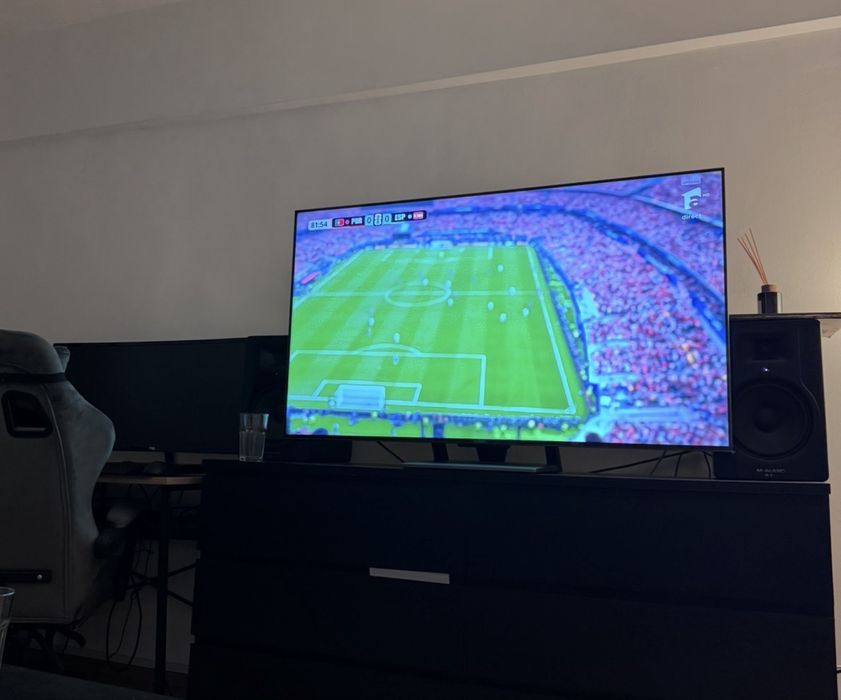 Televizor smart TCL  QLED gaming 139 cm 144 hz