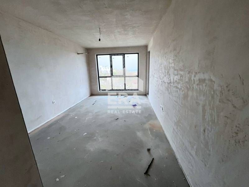 Продава се Тристаен апартамент в Варна, Бриз - 111 кв.м за 2523 €/кв.м - Снимка #6