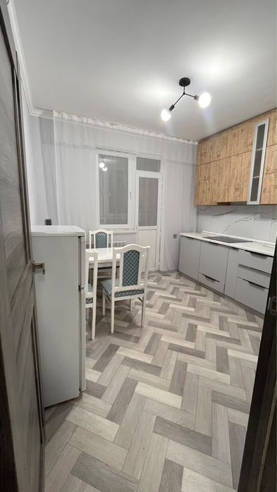 Сдам квартиру . На левом берегу