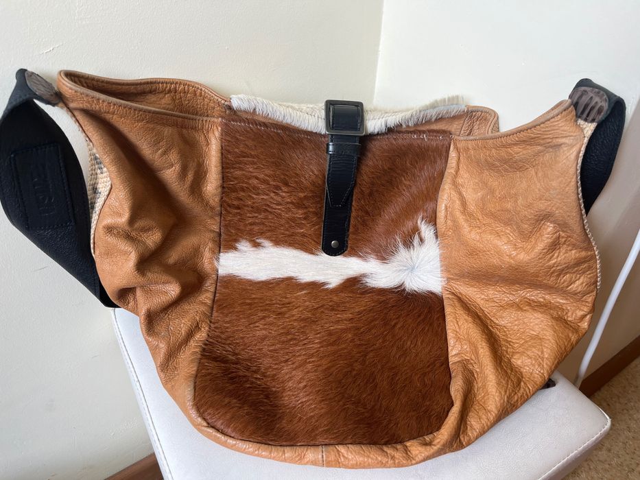 Дизайнерска чанта JOOP! от естествена кожа и козина