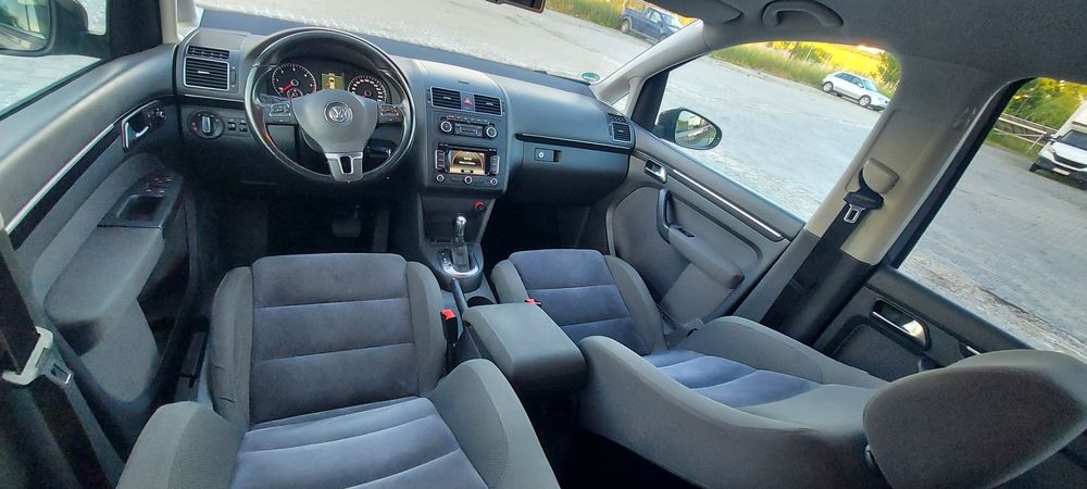 VOLKSWAGEN Touran 2012 — imagine 5