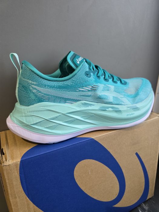 Asics Superblast 2 44 Noi!