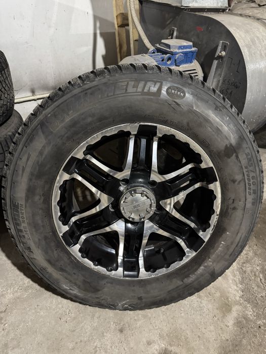 Резина и диски 285/60/18 michelin