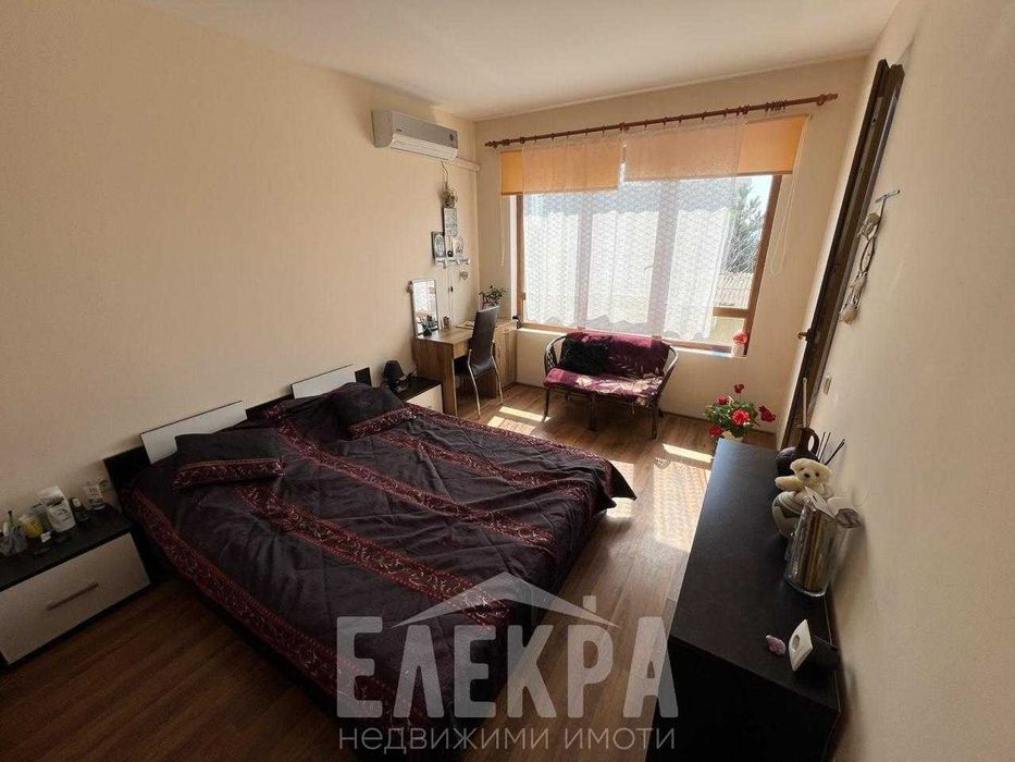 Продава се Двустаен апартамент в Варна, Център - 65 кв.м за 1924 €/кв.м - Снимка #2