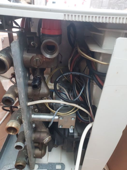 Centrala termica Bosch ZW 24-2AE pentru piese