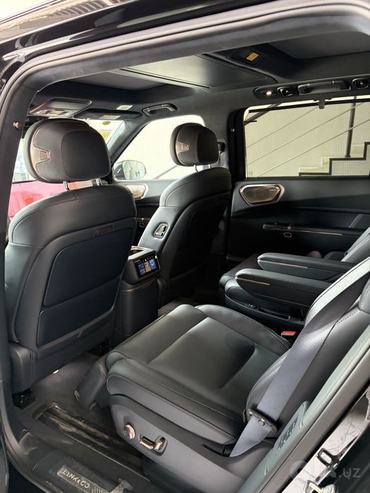 Lynk & co 900 gibrid