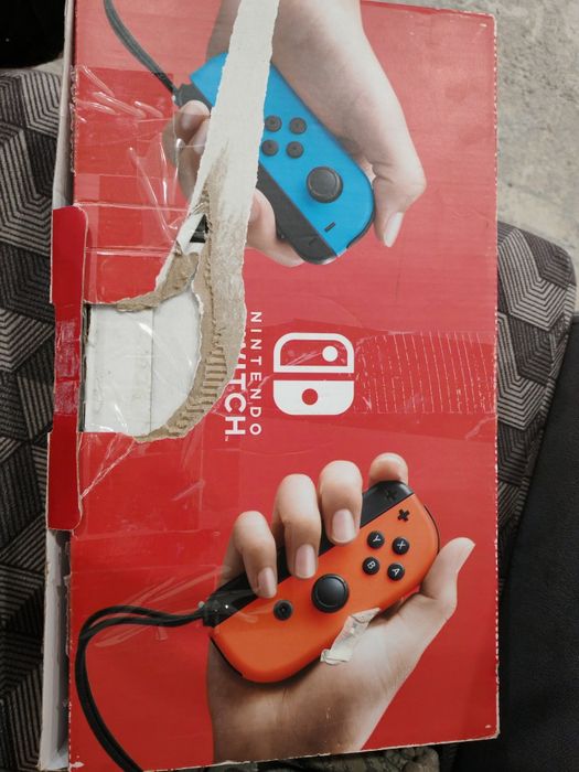 Игровая приставка Nintendo Switch