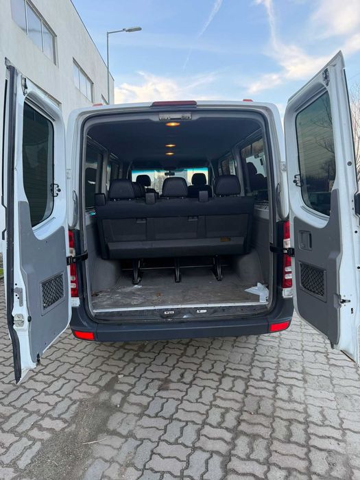 Mercedes Sprinter 2.2 Diesel 2010 cu 8+1 locuri Inmatriculat Ro