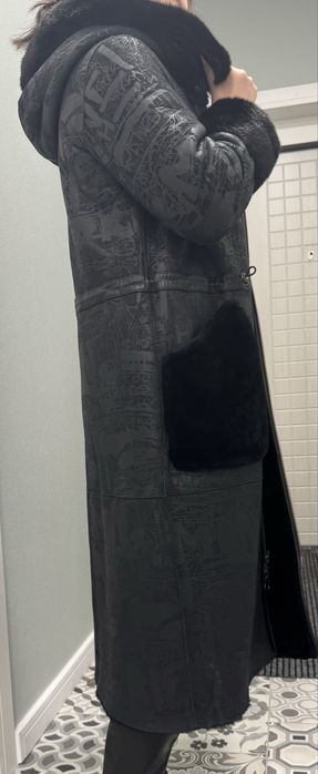 Продам дубленку двустроннюю