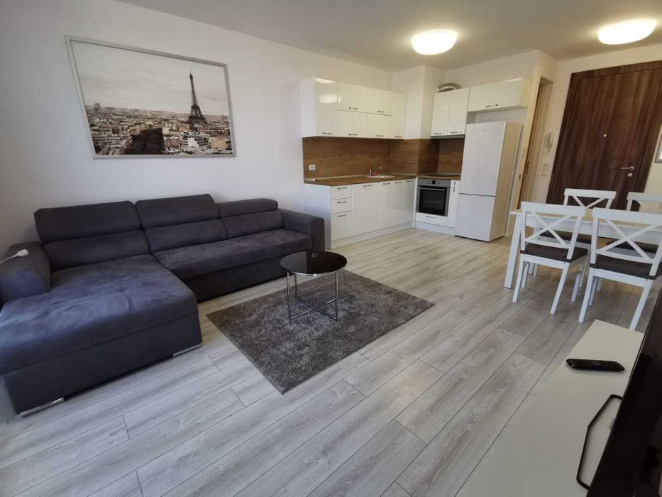 Дава се под наем Двустаен апартамент в София, Младост 2 - 69 кв.м за 423.81 € - Снимка #1