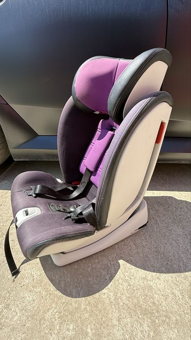 Scaun auto copii Caretero cu Isofix, centură 5 puncte, reglabil – roz negociabil