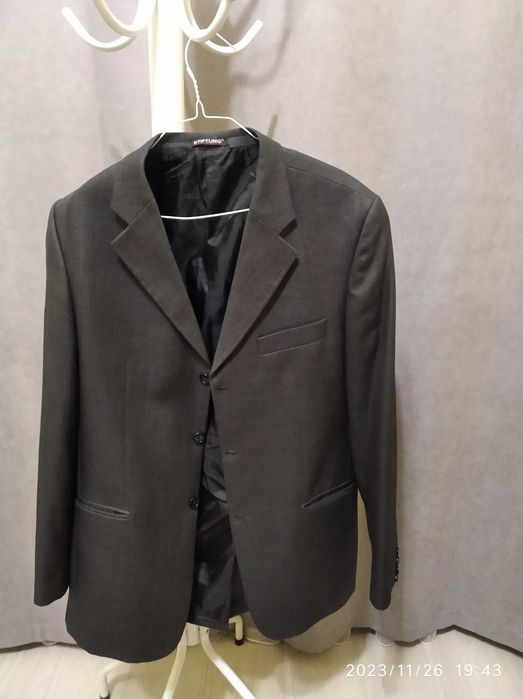 классический мужской костюм