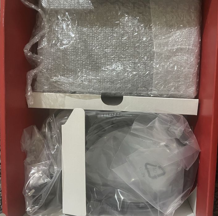 Чисто нов Nintendo Switch с игра