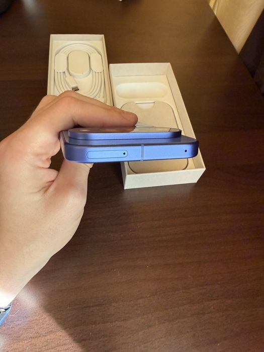 Pixel 10, Indigo, 256GB